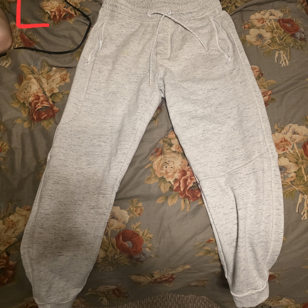 Hollister Gray Joggers with Relaxed Fit and Tapered Cuffs